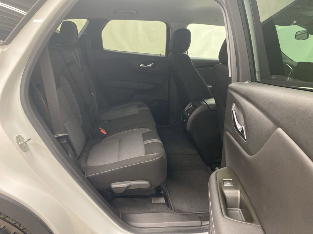 Used 2025 Chevrolet Blazer LT image 17