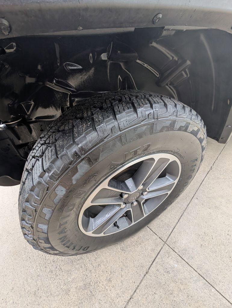 Used 2023 Jeep Wrangler Sahara image 43