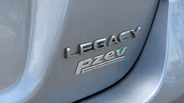 Used 2016 Subaru Legacy 2.5i Premium AWD/4WD image 9