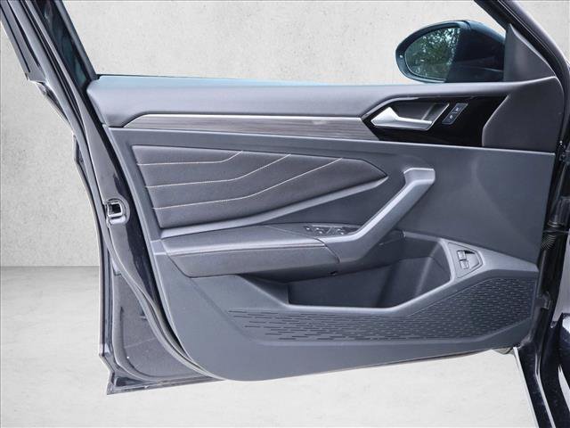Used 2022 Volkswagen Jetta SEL FWD image 10