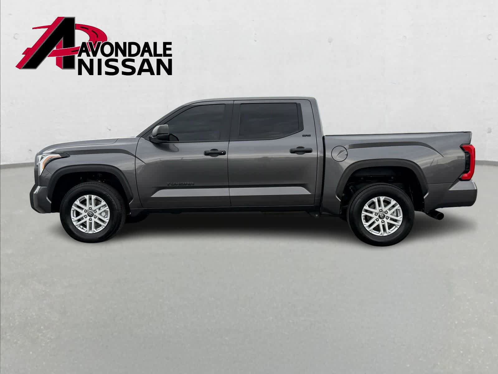 Used 2025 Toyota Tundra SR5 AWD/4WD image 3