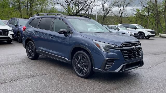 Used 2023 Subaru Ascent Onyx Edition AWD/4WD image 2