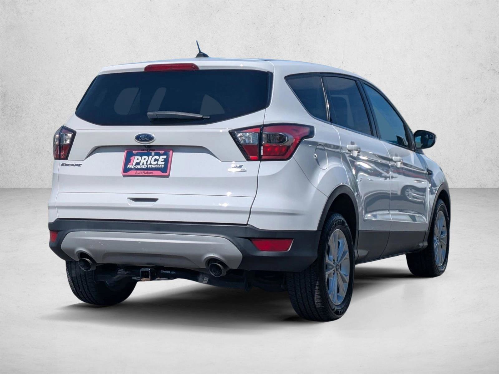 Used 2017 Ford Escape SE AWD/4WD image 5