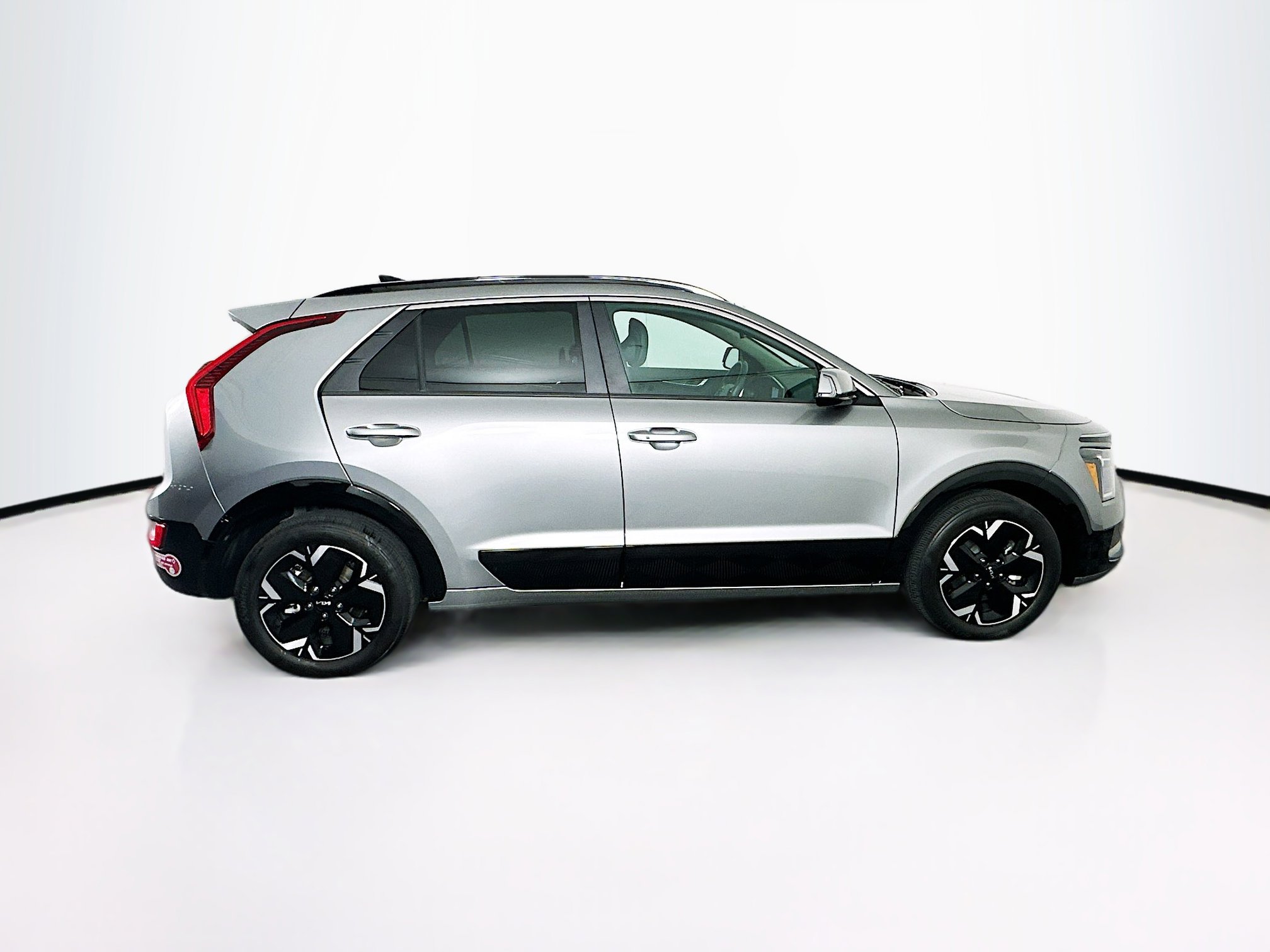 Used 2024 Kia Niro Wind image 10