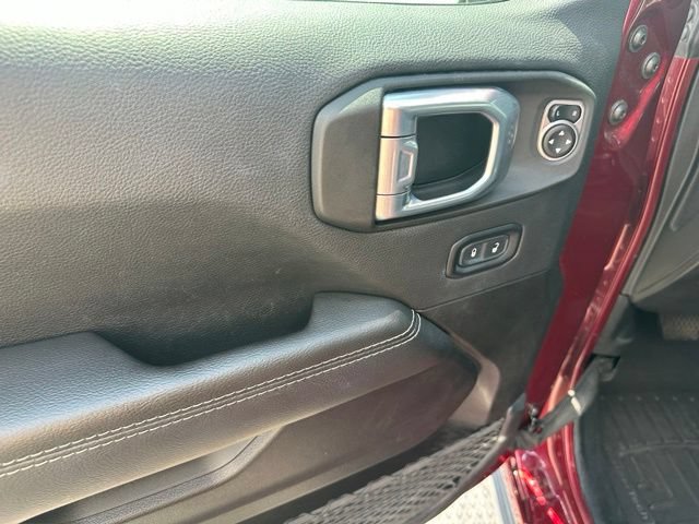 Used 2021 Jeep Gladiator Overland w/ Uconnect 4C Nav & Sound Group AWD/4WD image 17