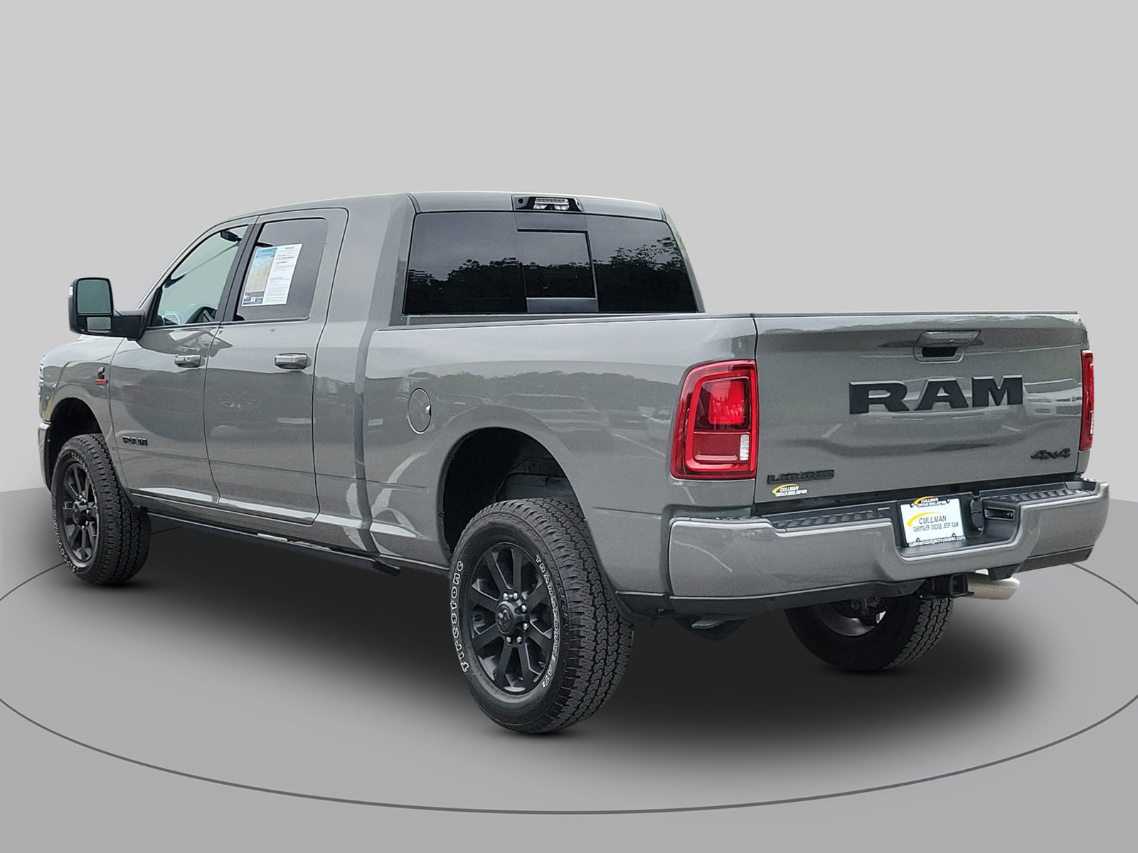 Used 2026 RAM 2500 Laramie AWD/4WD image 5