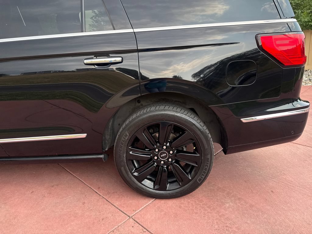 Used 2018 Lincoln Navigator Black Label AWD/4WD image 38
