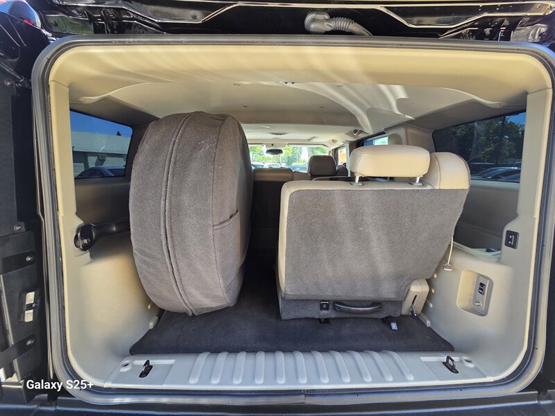 Used 2004 HUMMER H2 w/ Preferred Equipment Group AWD/4WD image 14