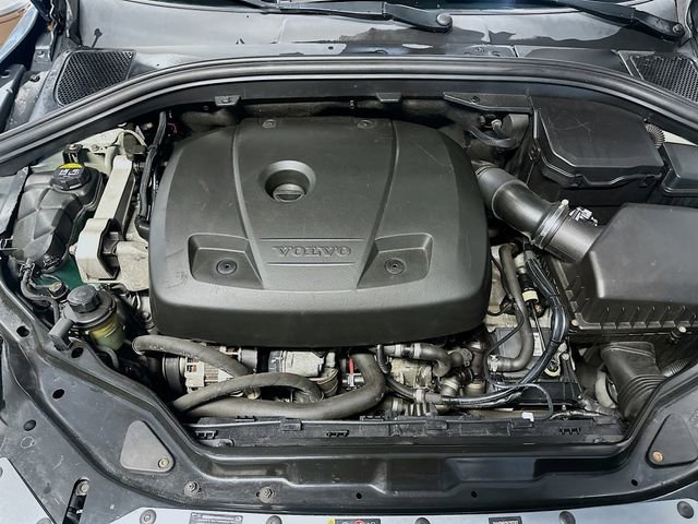 Used 2017 Volvo XC60 T5 Inscription w/ Advanced Package AWD/4WD image 34