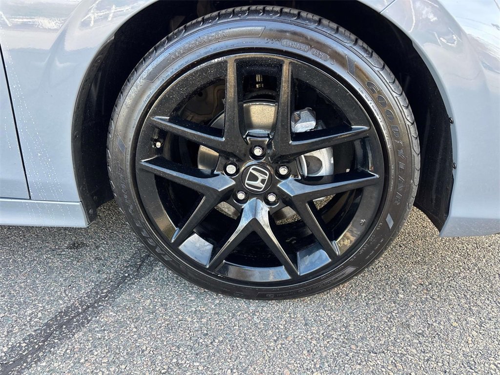 Used 2025 Honda Civic Sport image 31