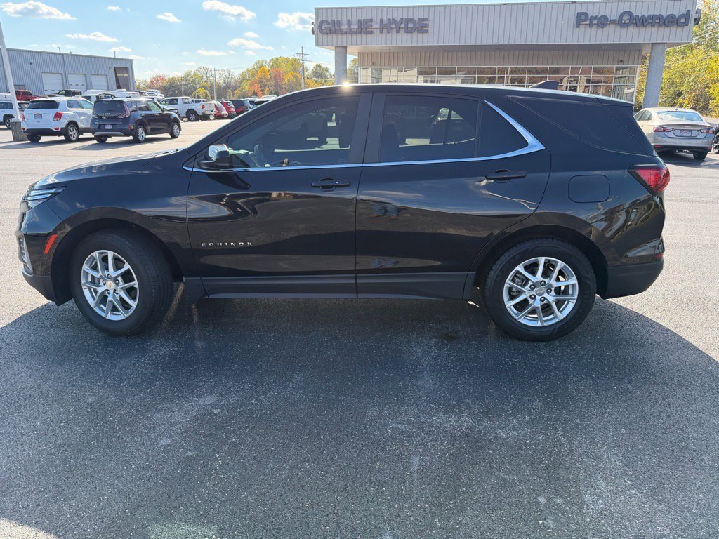 Used 2023 Chevrolet Equinox LT w/ Driver Convenience Package image 4