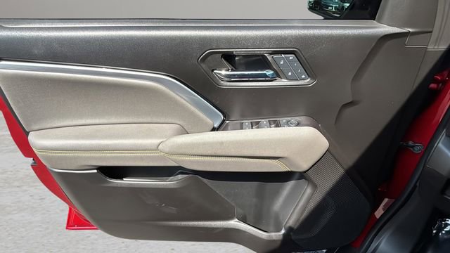 Used 2024 Chevrolet Colorado ZR2 w/ ZR2 Convenience Package III AWD/4WD image 18