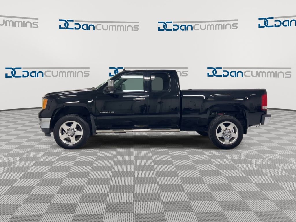 Used 2011 GMC Sierra 2500 SLE w/ SLE Preferred Package image 5