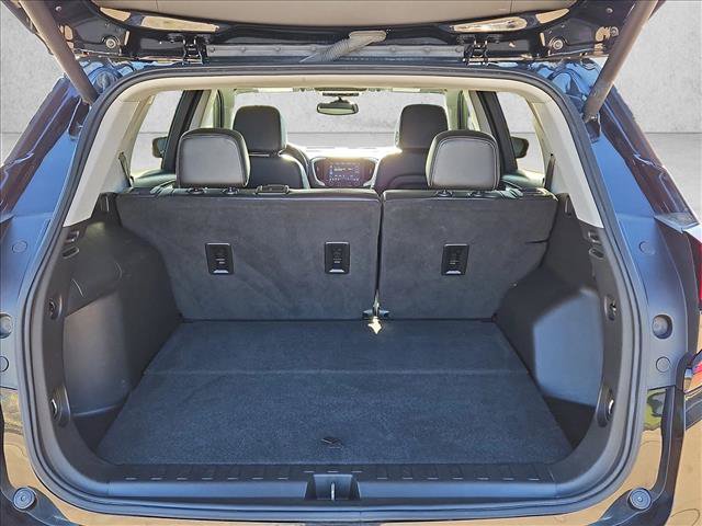 Used 2023 GMC Terrain SLT FWD image 7