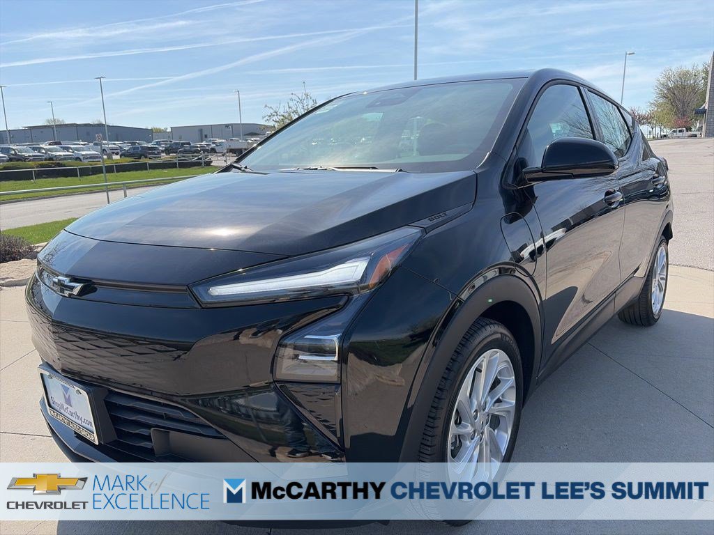 New 2027 Chevrolet Bolt LT FWD image 4