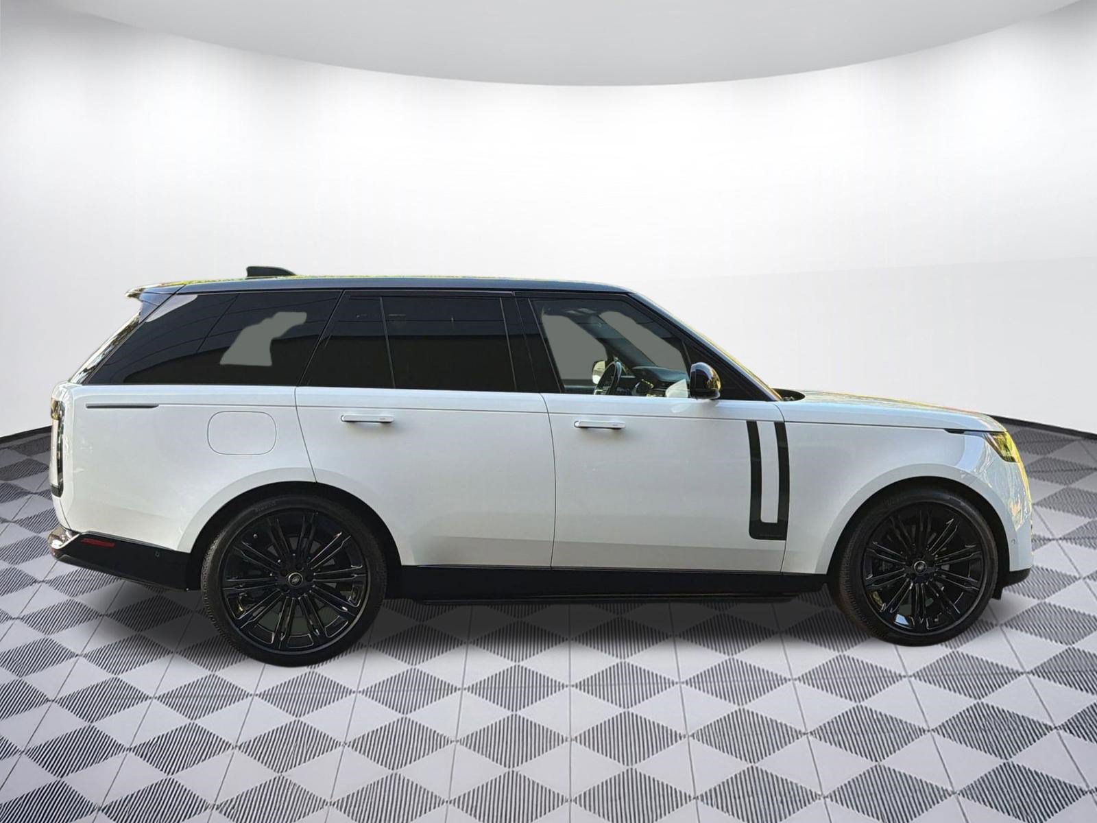Certified 2025 Land Rover Range Rover Autobiography AWD/4WD image 8