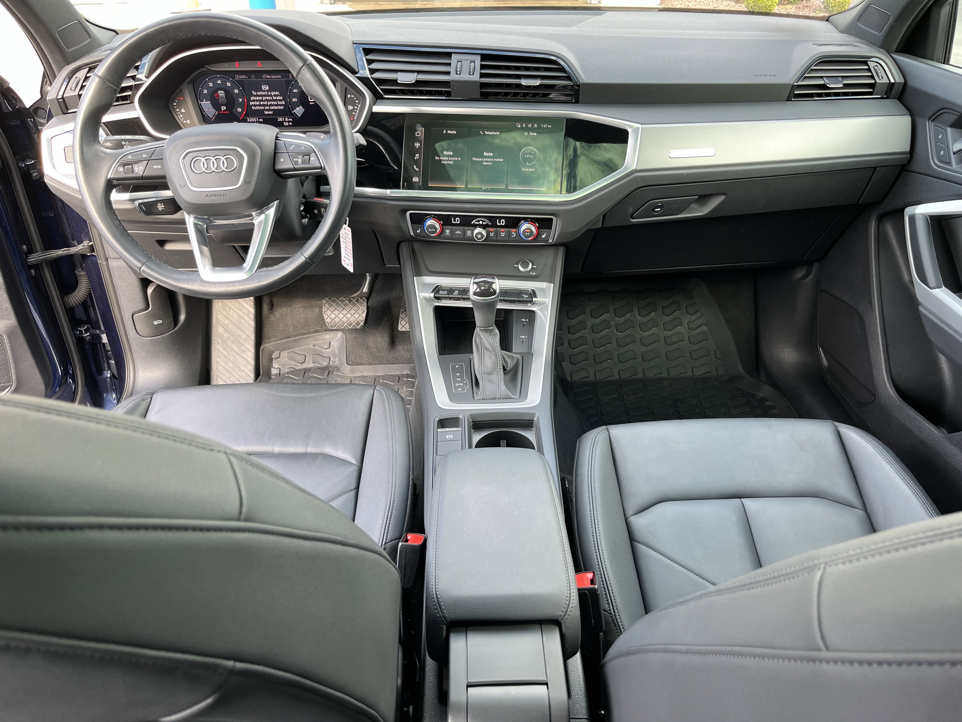 Used 2023 Audi Q3 2.0T Premium image 17