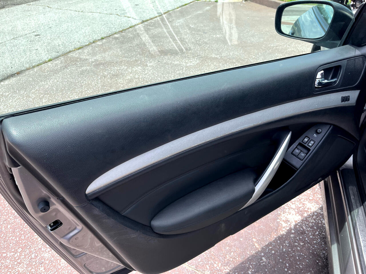 Used 2009 INFINITI G37 Journey w/ Premium Pkg image 12