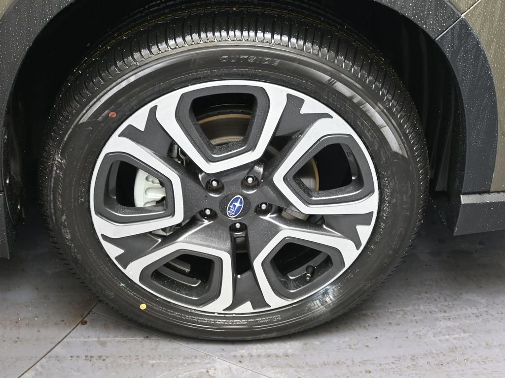 New 2026 Subaru Ascent Limited image 10