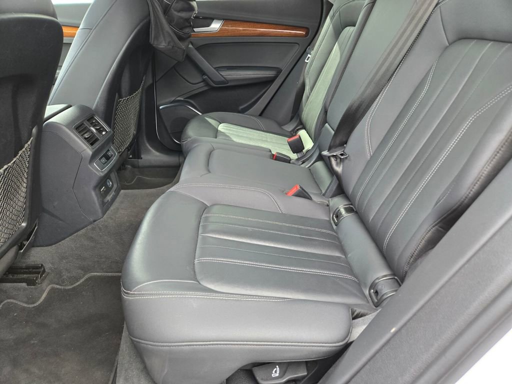 Used 2022 Audi Q5 2.0T Premium Plus image 4