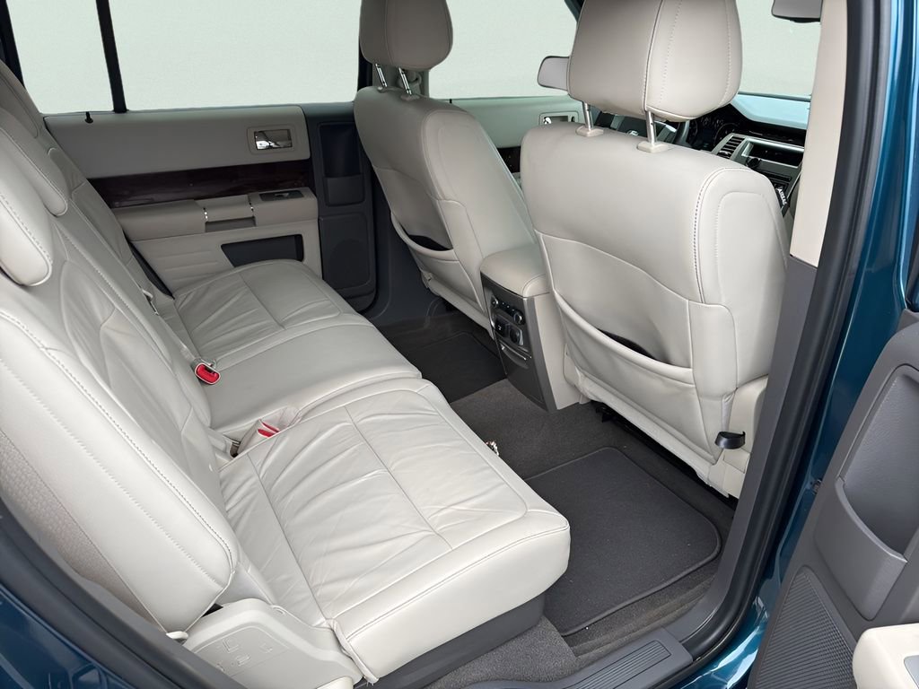Used 2011 Ford Flex SEL w/ Rapid Spec Order Code image 9