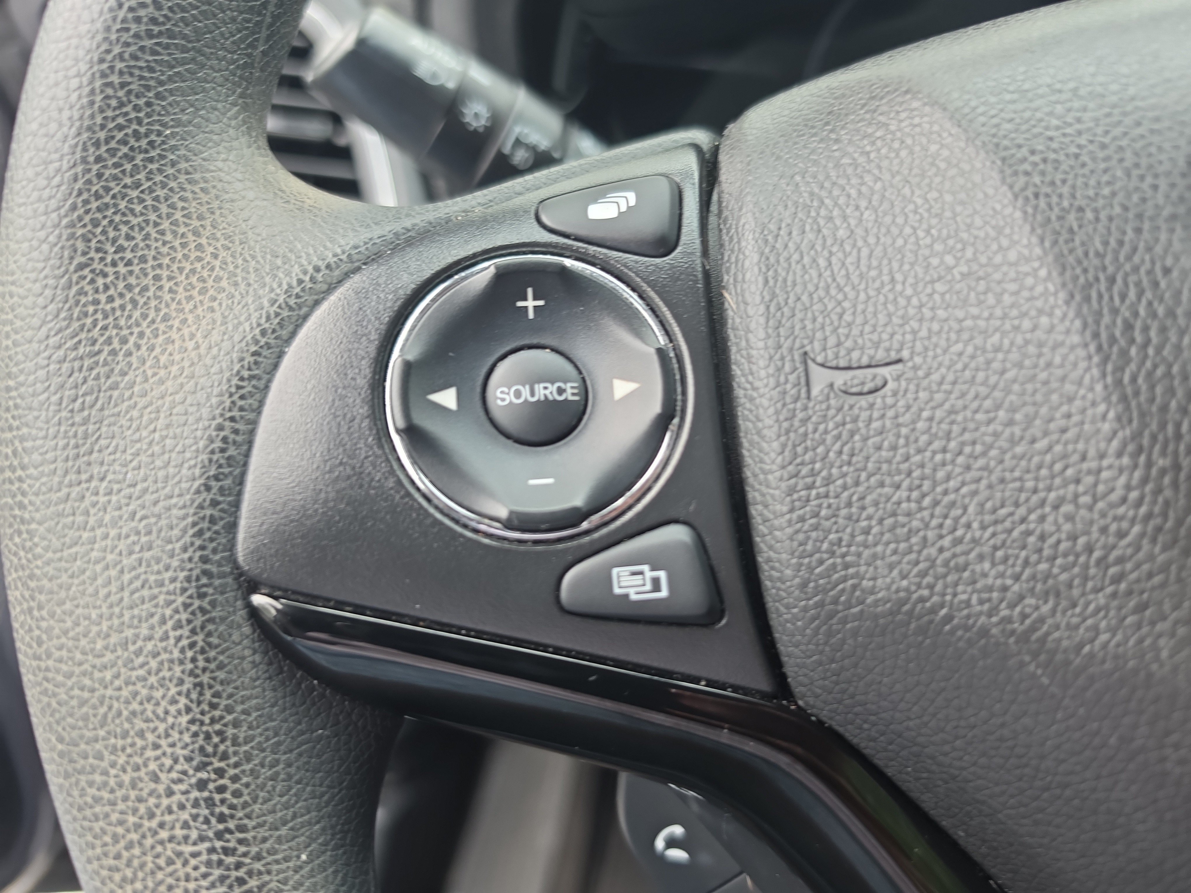 Certified 2021 Honda HR-V EX image 21