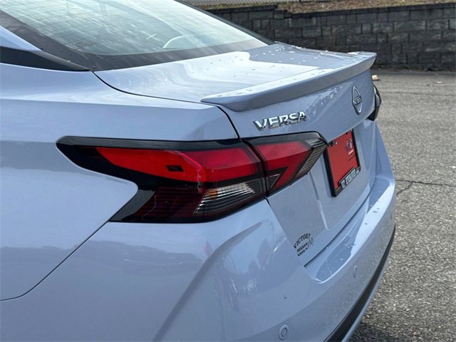 New 2025 Nissan Versa SR w/ Trunk Package image 12