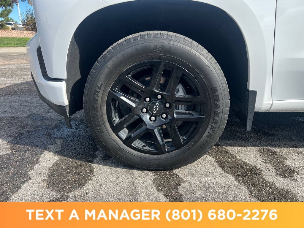 Used 2022 Chevrolet Silverado 1500 Custom w/ Rally Edition AWD/4WD image 9