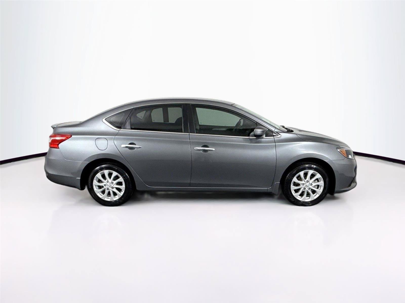 Used 2017 Nissan Sentra S w/ S Style Package FWD image 8
