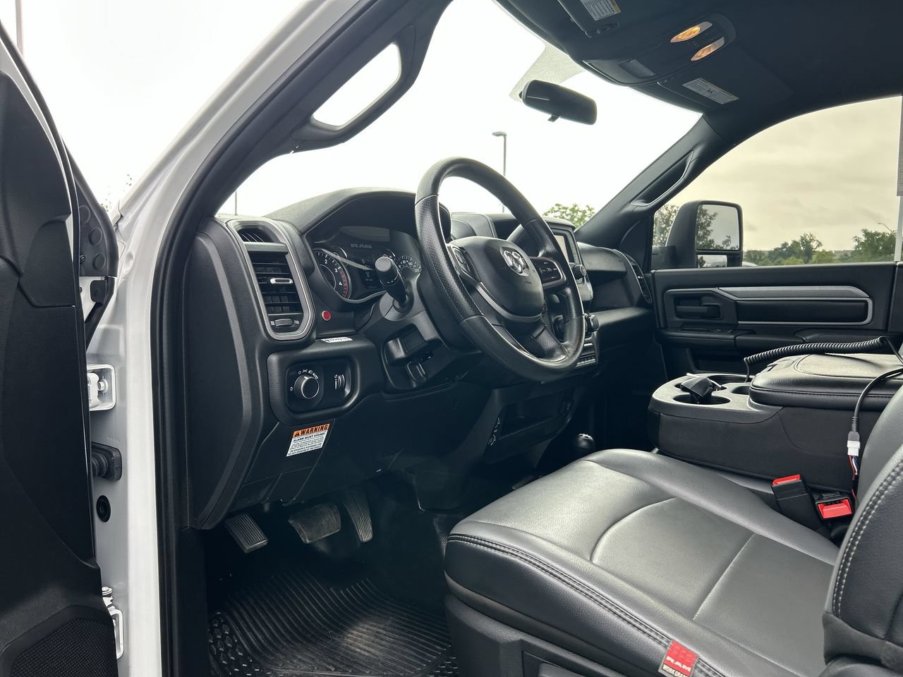 Used 2024 RAM 5500 Tradesman AWD/4WD image 22
