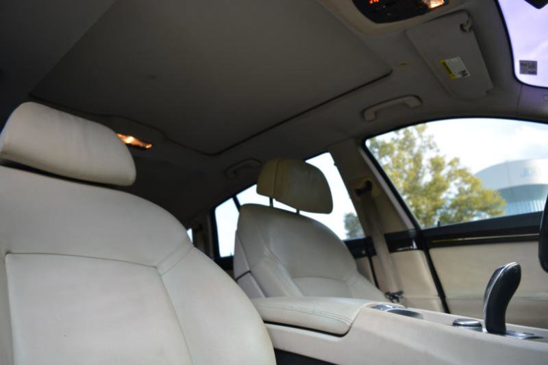 Used 2010 BMW 535i Gran Turismo image 18
