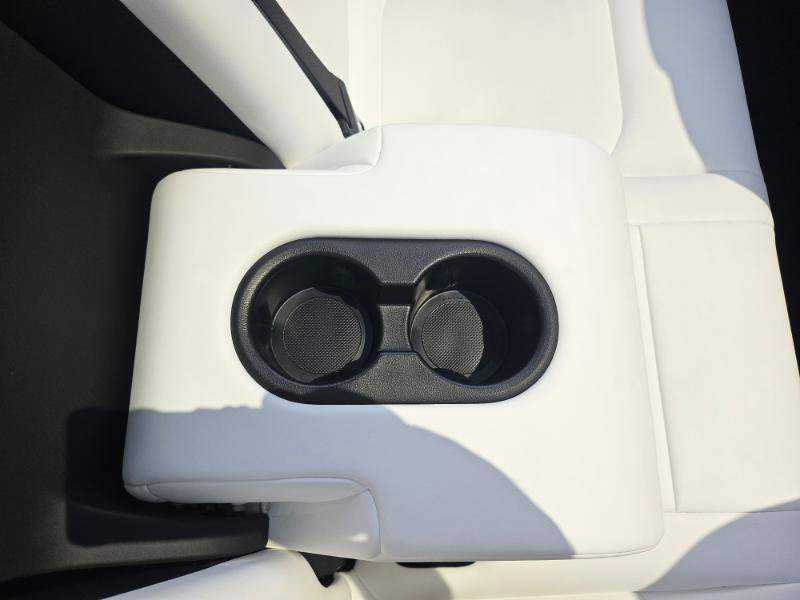 Used 2023 Tesla Model Y Performance AWD/4WD image 65