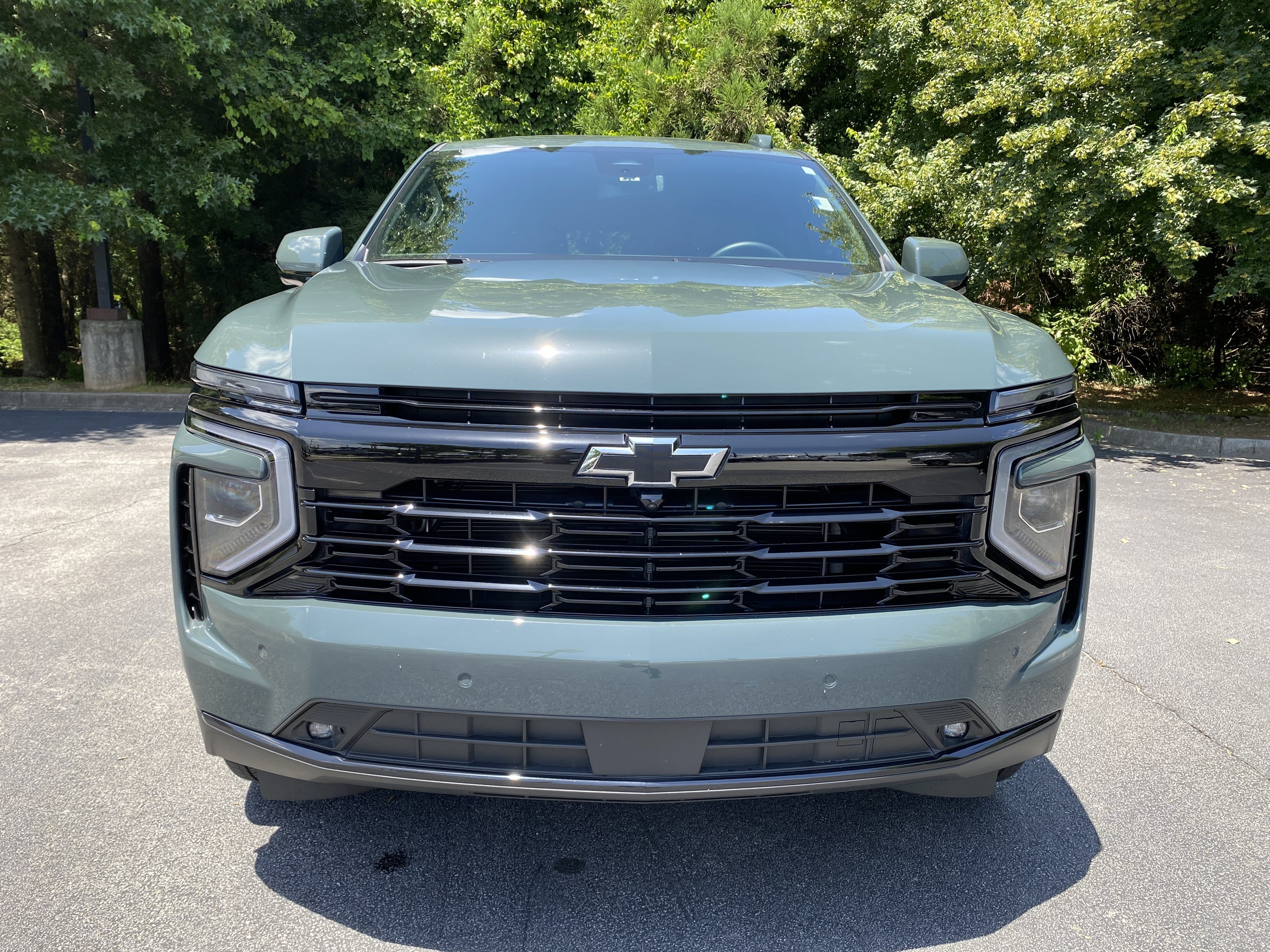 Used 2025 Chevrolet Tahoe RST w/ Comfort Package RWD image 3