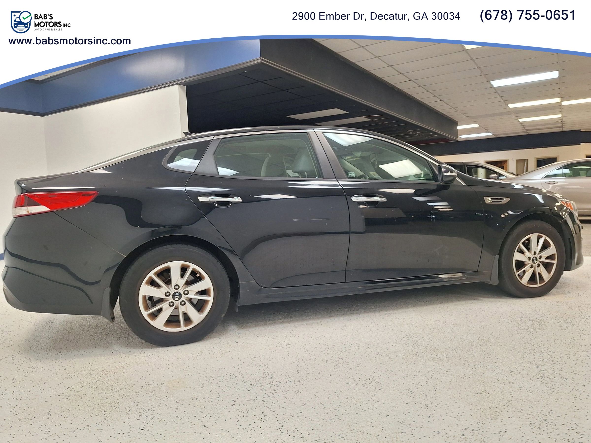 Used 2017 Kia Optima LX w/ Convenience Plus Package FWD image 3