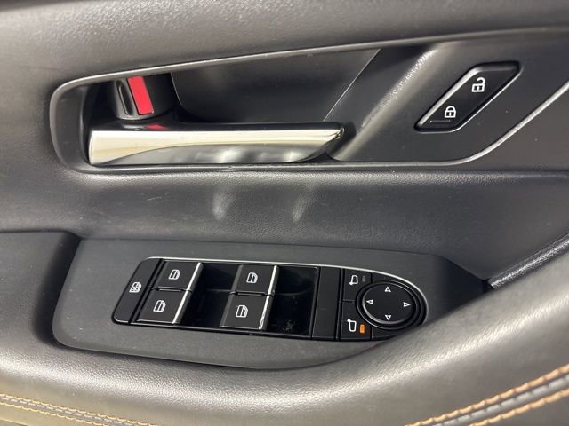 Used 2024 MAZDA CX-90 3.3 Turbo w/ Premium Package AWD/4WD image 39