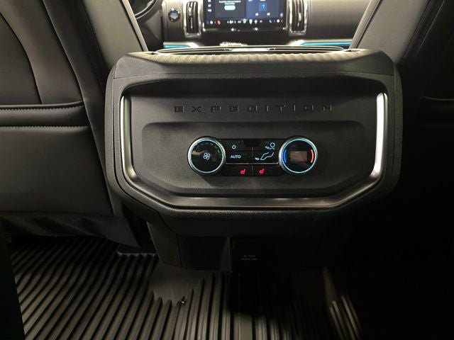 New 2025 Ford Expedition Max Platinum w/ Stealth Performance Package AWD/4WD image 25