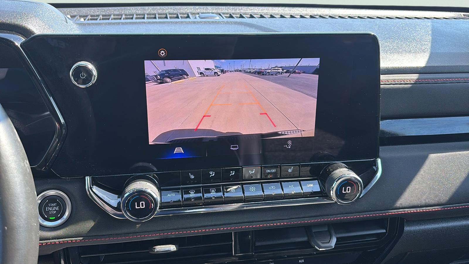 Used 2023 Chevrolet Colorado Z71 w/ Z71 Convenience Package 2 image 14