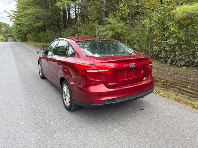 Used 2017 Ford Focus SE FWD image 6