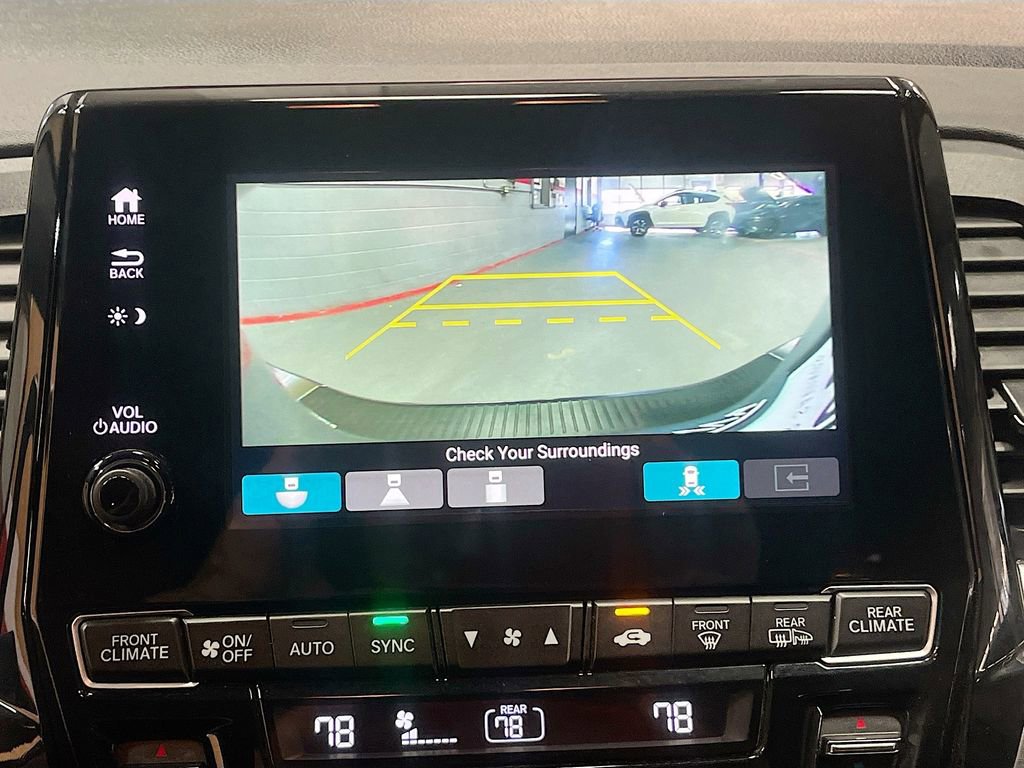 Used 2023 Honda Odyssey Touring image 14