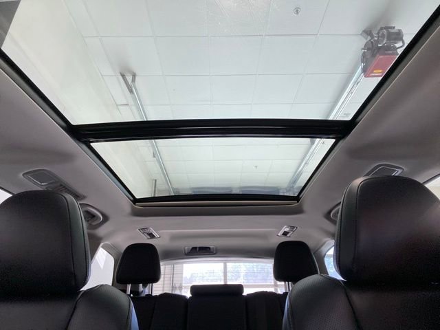 Used 2022 Subaru Ascent Limited AWD/4WD image 12
