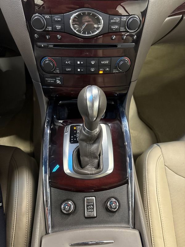 Used 2013 INFINITI G37 Sport w/ Premium Pkg image 41