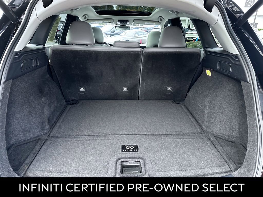 Certified 2023 INFINITI QX50 Luxe w/ Accent Package image 31