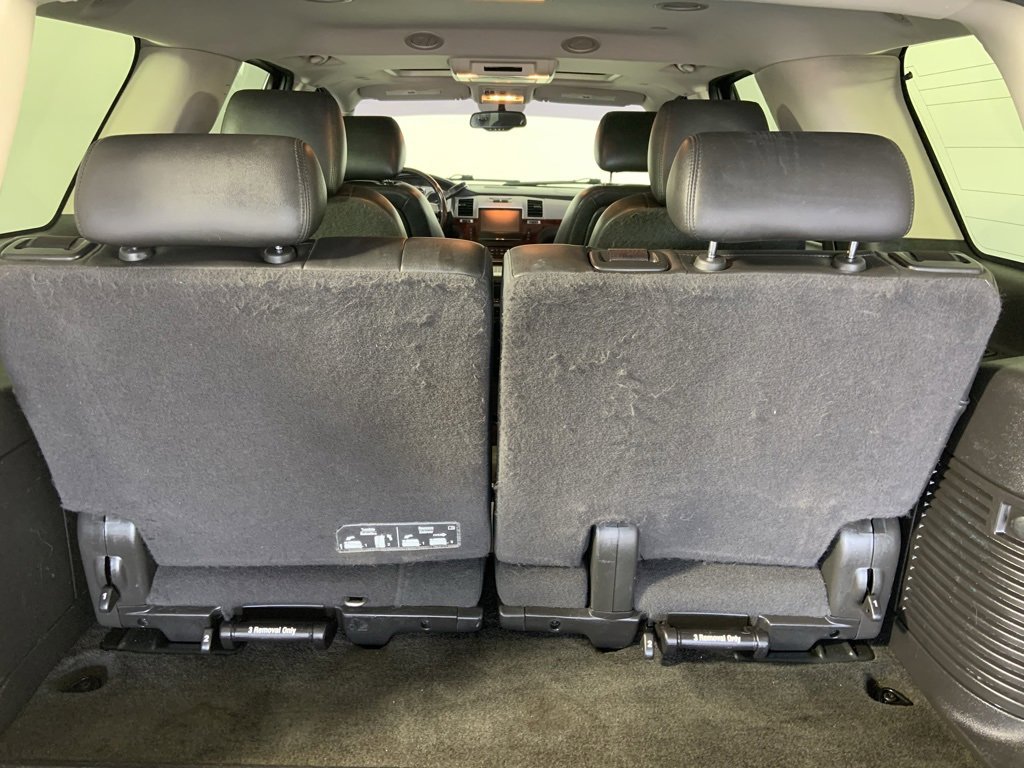 Used 2013 Cadillac Escalade Premium image 22