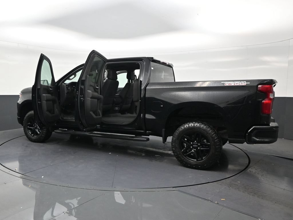 Used 2023 Chevrolet Silverado 1500 Custom Trail Boss AWD/4WD image 32