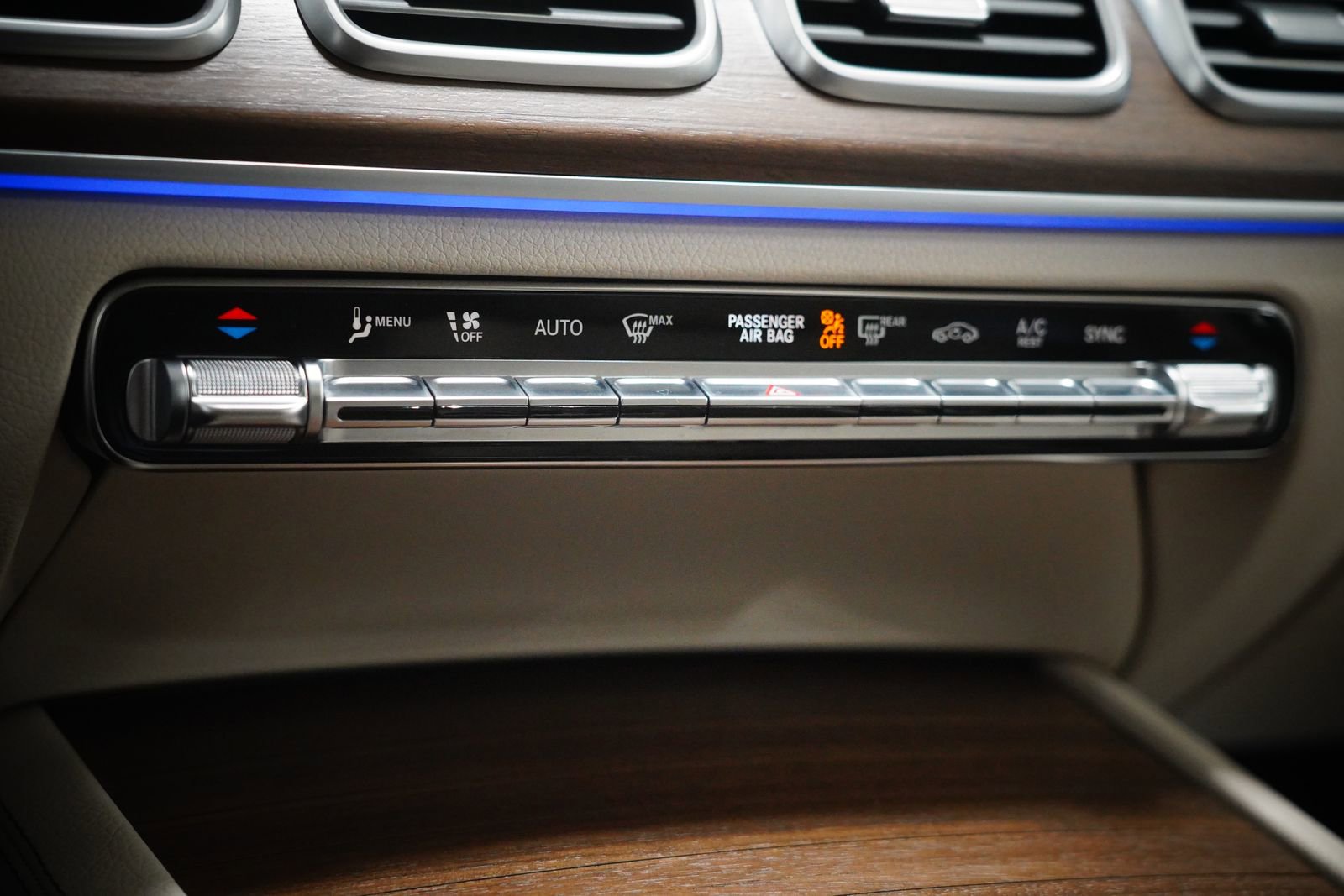 Certified 2024 Mercedes-Benz GLE 350 4MATIC image 27