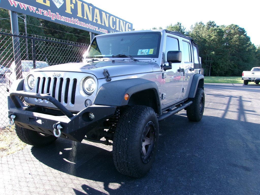 Used 2016 Jeep Wrangler Unlimited Sport w/ Connectivity Group image 8
