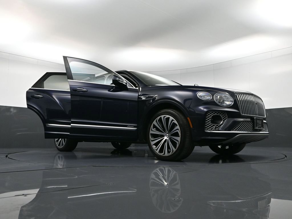 Certified 2023 Bentley Bentayga Extended Wheelbase AWD/4WD image 43