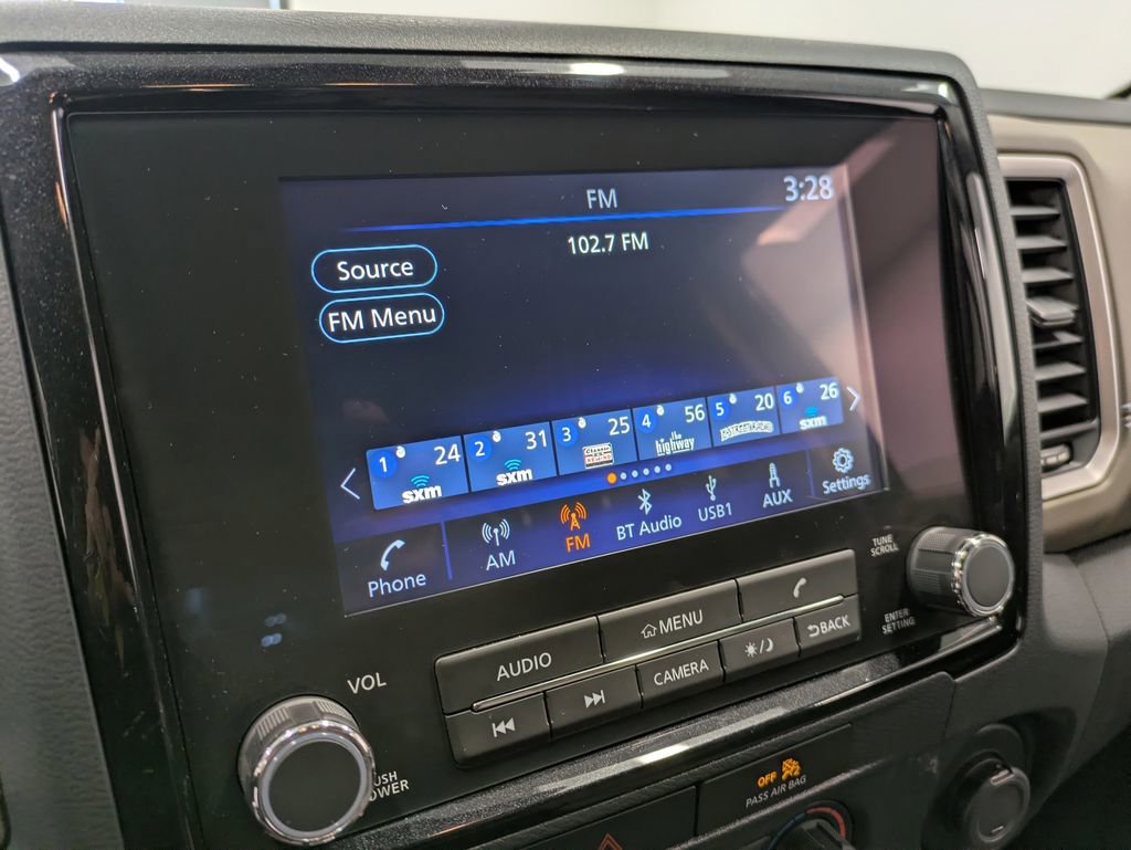 Used 2022 Nissan Frontier SV w/ Technology Package AWD/4WD image 12