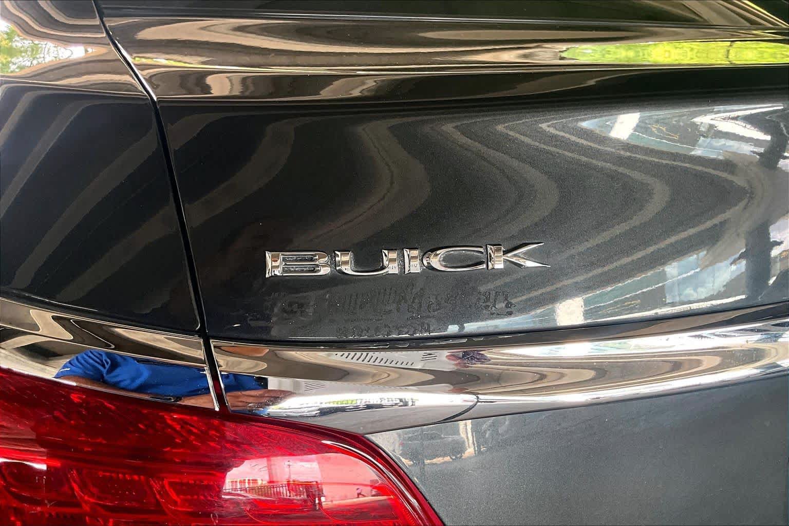 Used 2015 Buick LaCrosse Leather FWD image 29