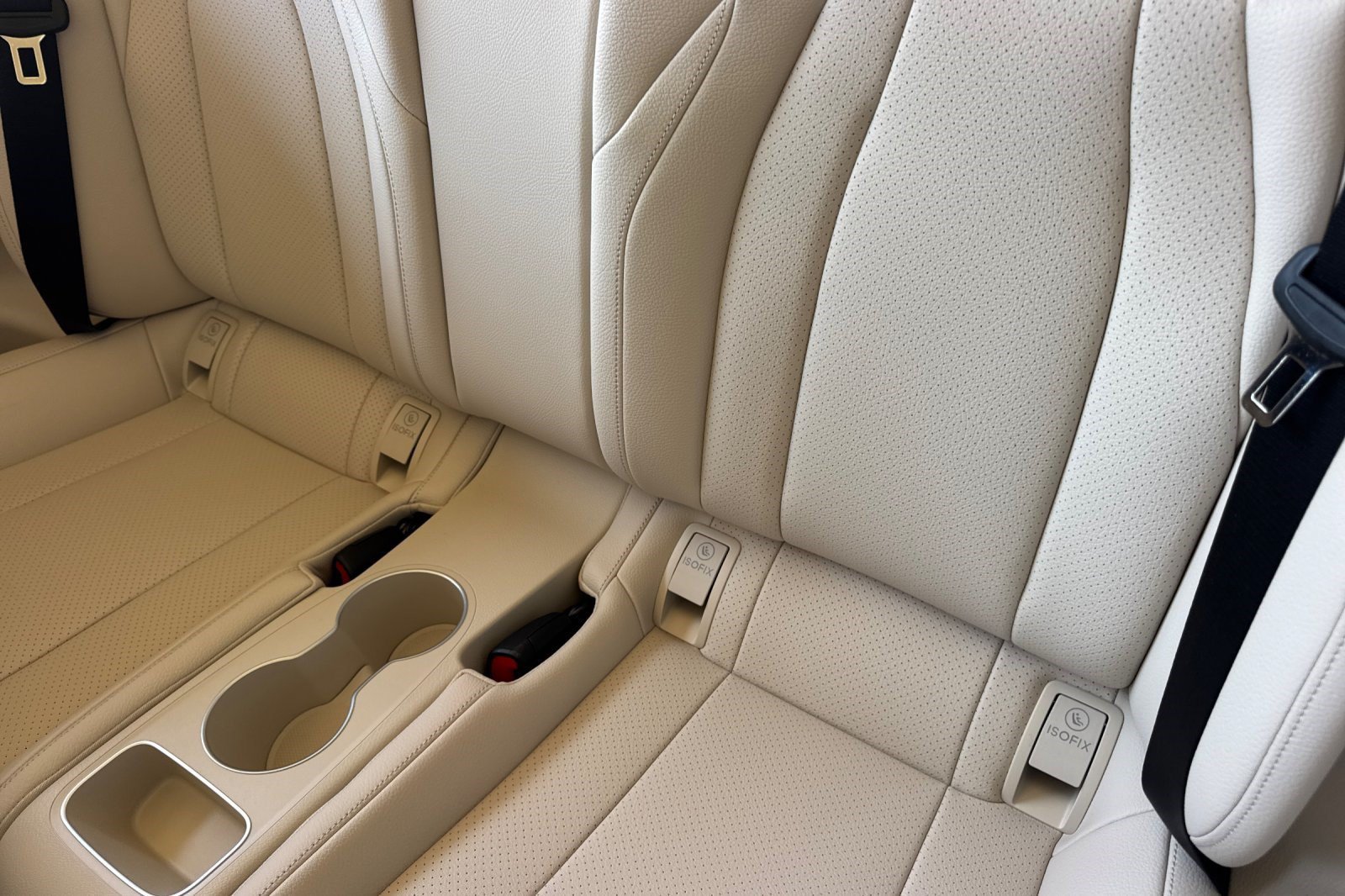 New 2027 Mercedes-Benz CLE 300 4MATIC Coupe image 24